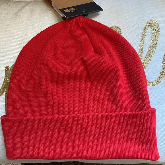 The North Face Unisex Stretch Logo Red Hat New With Tags - Picture 3 of 8